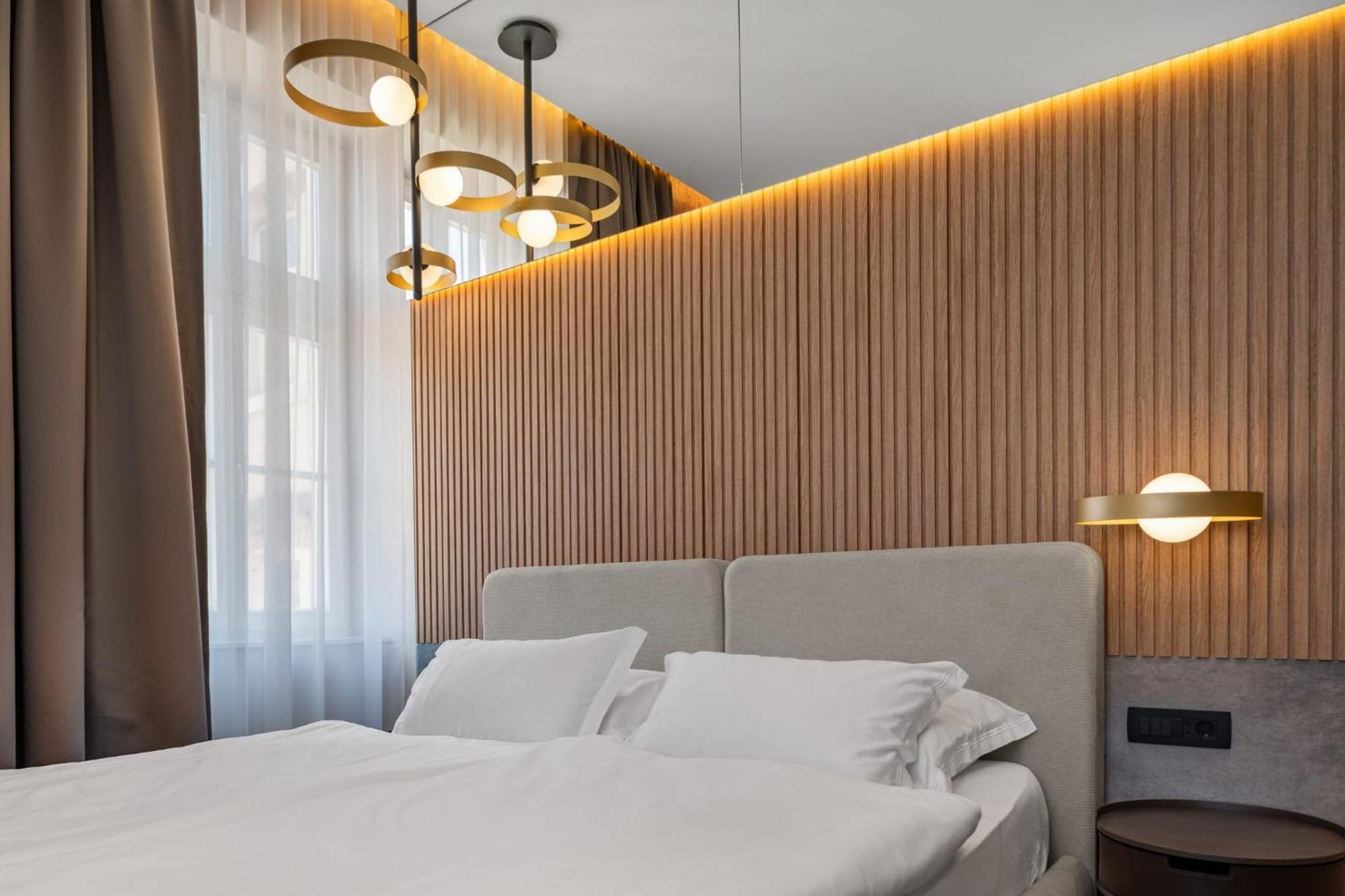 Monamel Luxury Suites Split Buitenkant foto