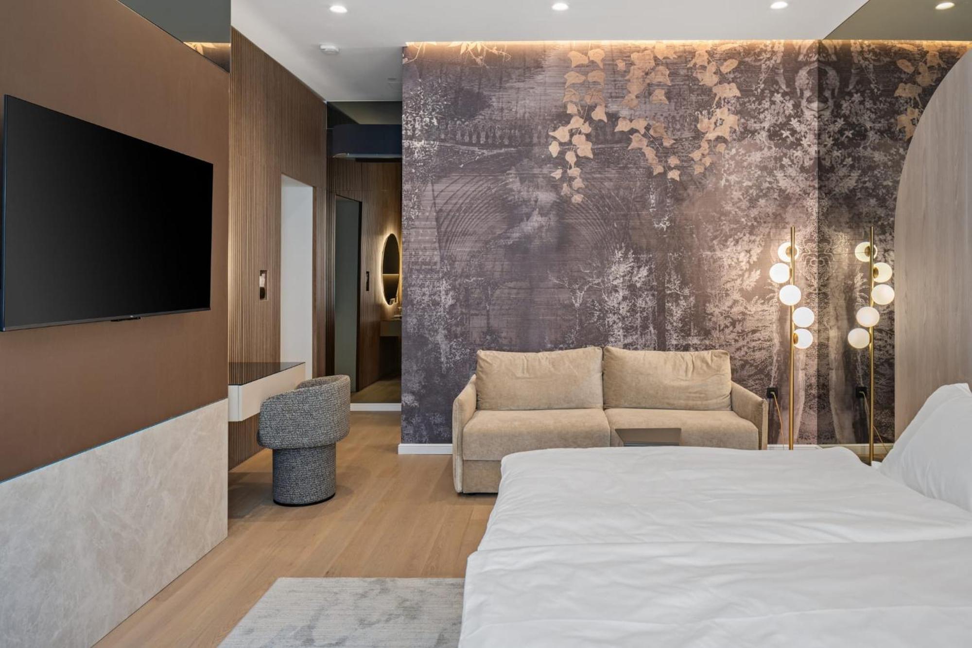 Monamel Luxury Suites Split Buitenkant foto