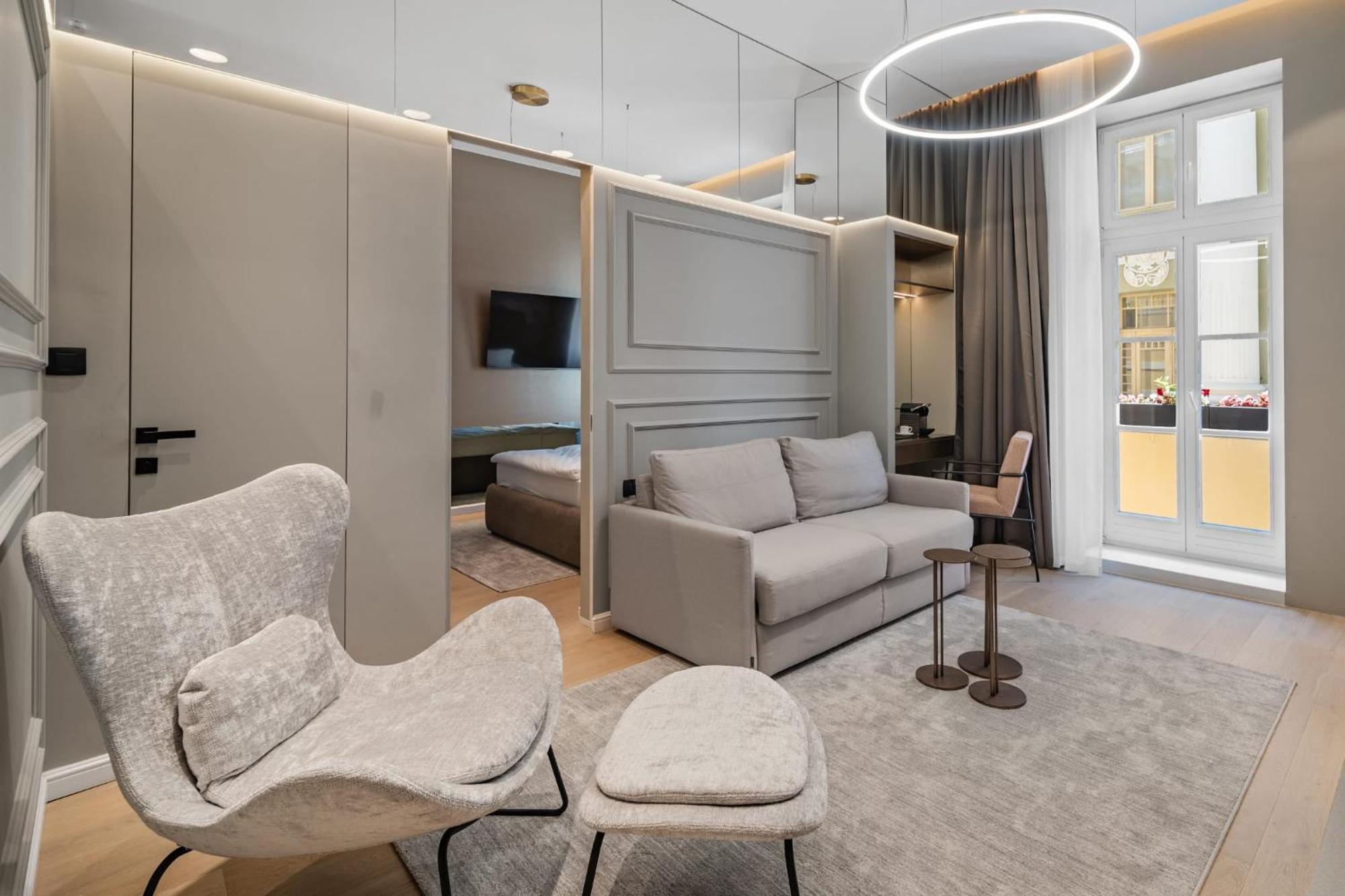 Monamel Luxury Suites Split Buitenkant foto